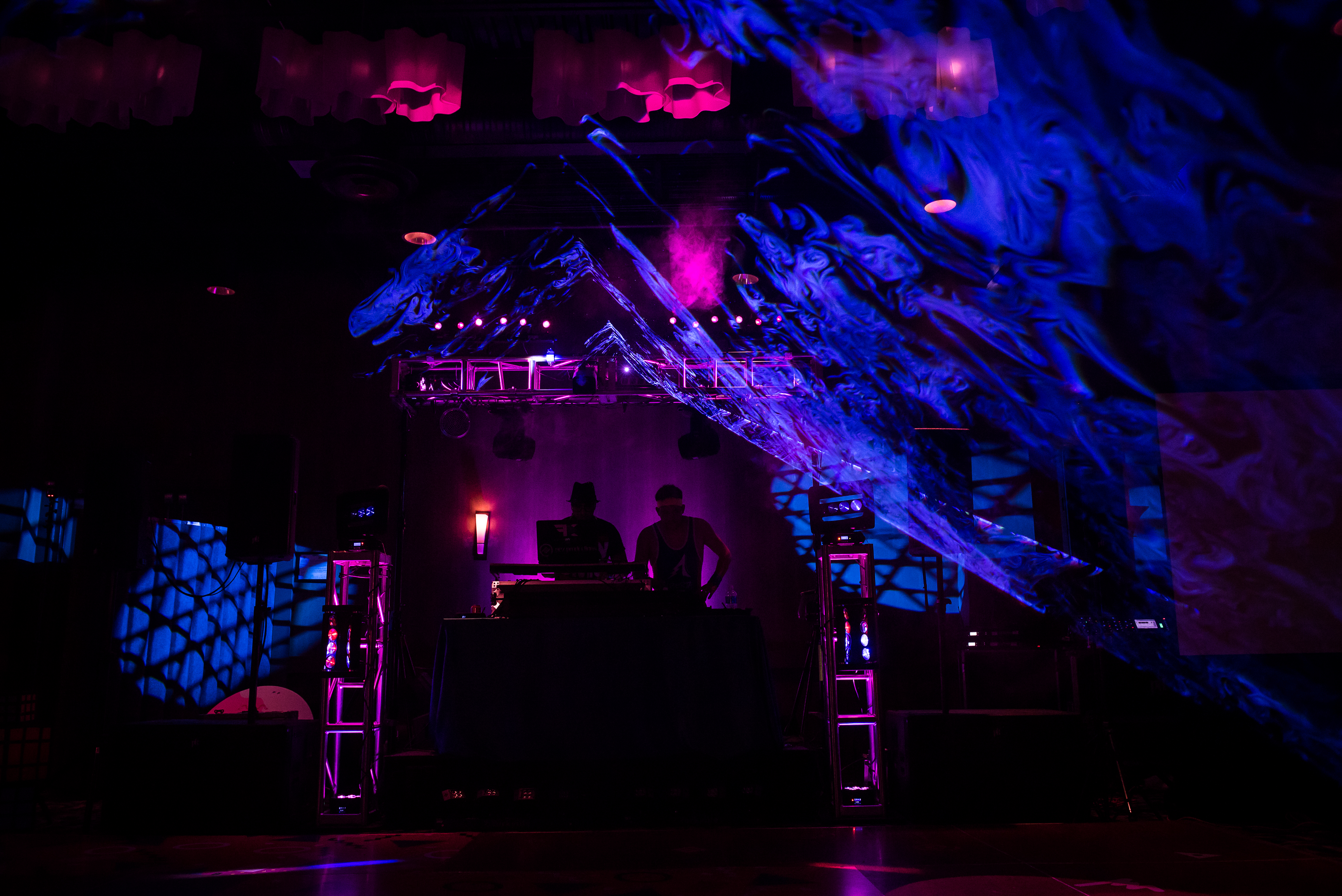 Pez Productions Lightings 